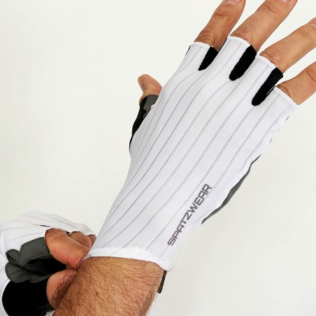 Spatzwear Aero Glovz Radhandschuhe kurz weiß